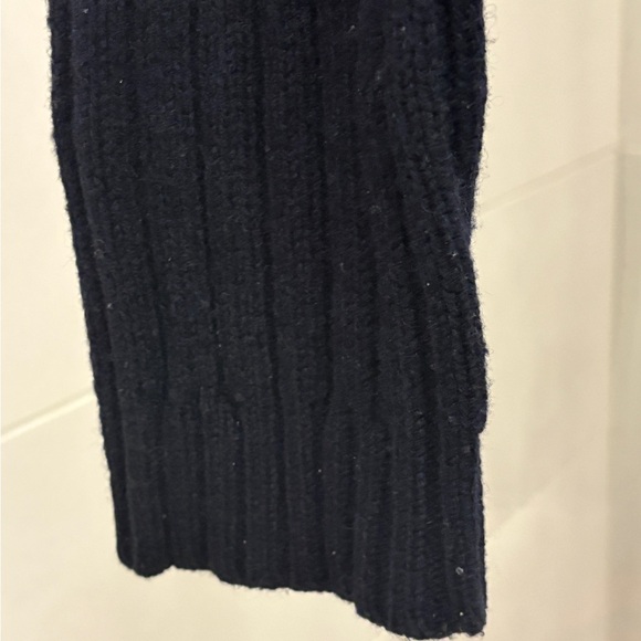 Abercrombie & Fitch Men’s Muscle Series Navy Rib Knit Sweater Size Large - Picture 7 of 9